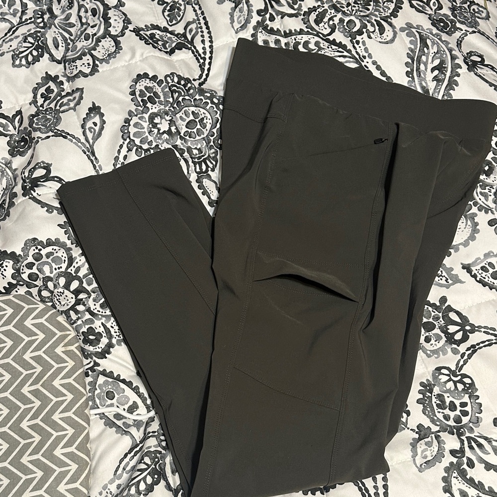 Eddie Bauer Women's Olive Pants